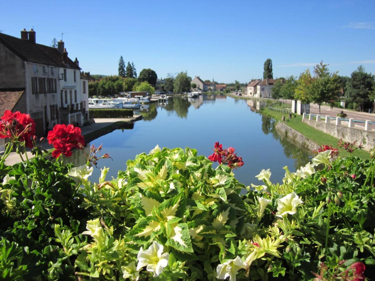 Camping De Santenay Сантене Екстер'єр фото